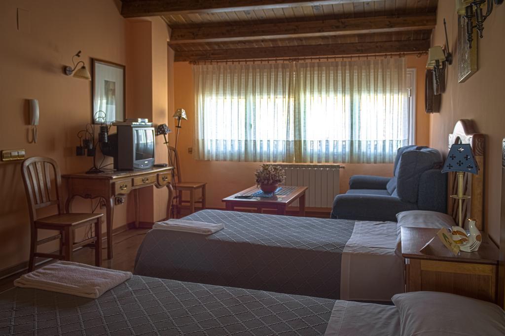 La Posada De Clotilde Cella Exteriér fotografie